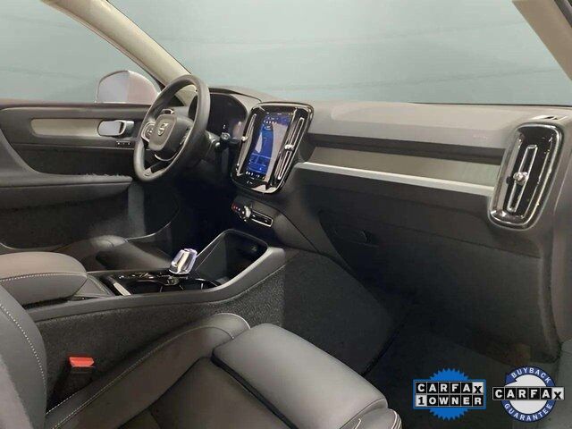 2025 Volvo XC40 B5 Plus Bright Theme Dallas TX