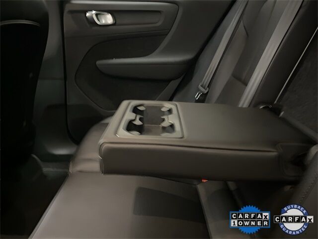 2025 Volvo XC40 B5 Plus Bright Theme Dallas TX