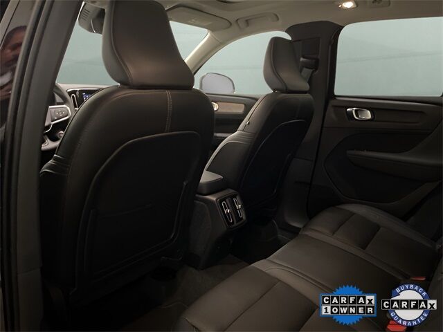 2025 Volvo XC40 B5 Plus Bright Theme Dallas TX