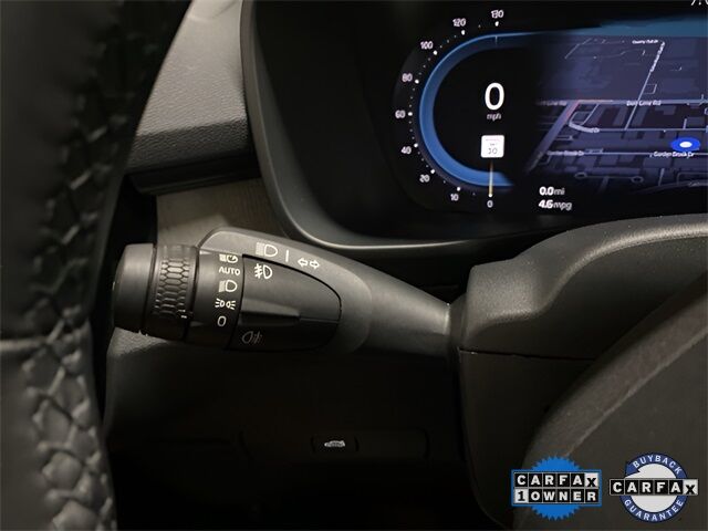 2025 Volvo XC40 B5 Plus Bright Theme Dallas TX