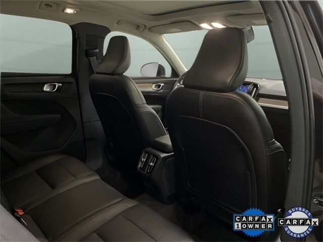 2025 Volvo XC40 B5 Plus Bright Theme Dallas TX