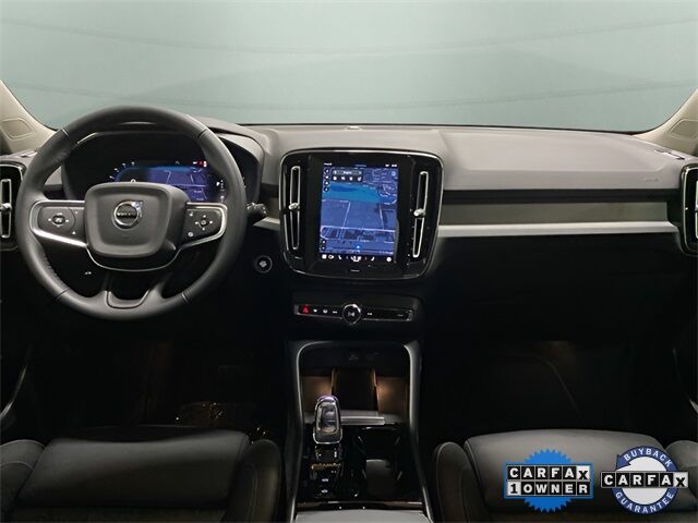 2025 Volvo XC40 B5 Plus Bright Theme Dallas TX