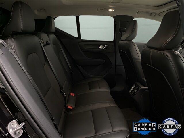 2025 Volvo XC40 B5 Plus Bright Theme Dallas TX