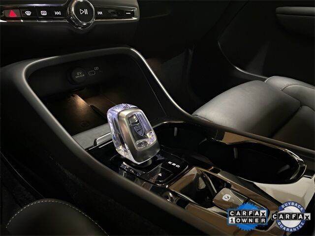 2025 Volvo XC40 B5 Plus Bright Theme Dallas TX