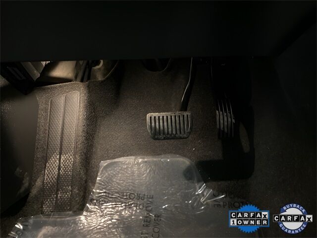 2025 Volvo XC40 B5 Plus Bright Theme Dallas TX
