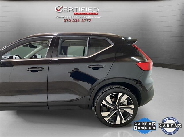 2025 Volvo XC40 B5 Plus Bright Theme Dallas TX