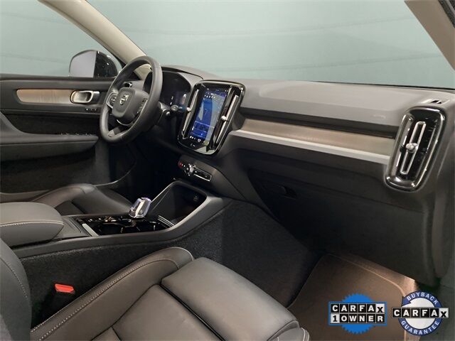 2025 Volvo XC40 B5 Plus Bright Theme Dallas TX