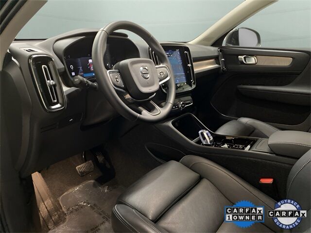 2025 Volvo XC40 B5 Plus Bright Theme Dallas TX