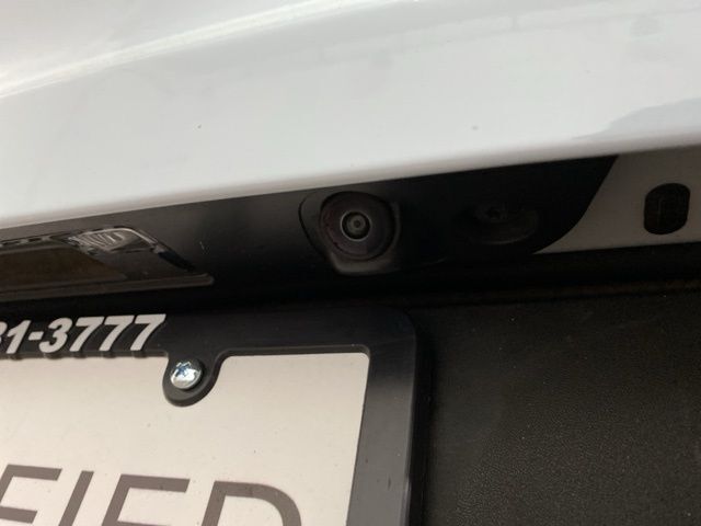 2025 Volvo XC40 B5 Plus Bright Theme Dallas TX