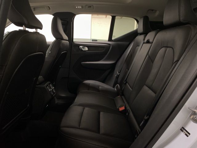 2025 Volvo XC40 B5 Plus Bright Theme Dallas TX