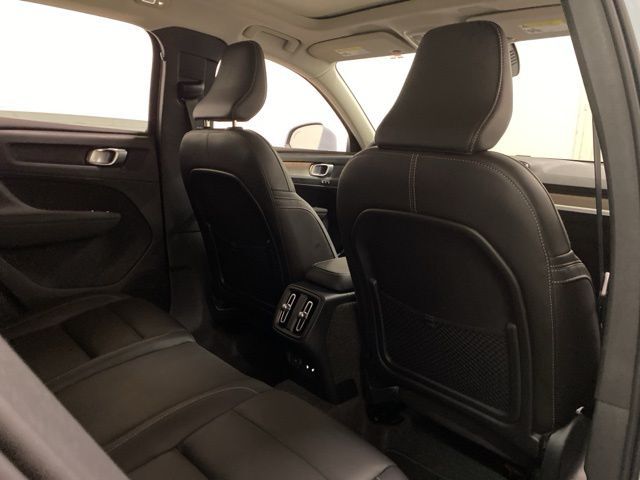 2025 Volvo XC40 B5 Plus Bright Theme Dallas TX