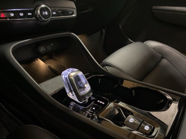 2025 Volvo XC40 B5 Plus Bright Theme Dallas TX