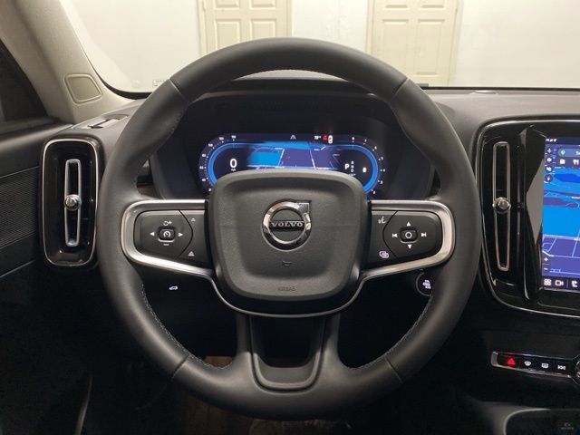 2025 Volvo XC40 B5 Plus Bright Theme Dallas TX