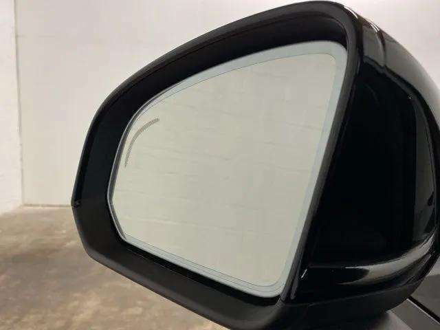 2025 Volvo XC40 B5 Plus Bright Theme Dallas TX