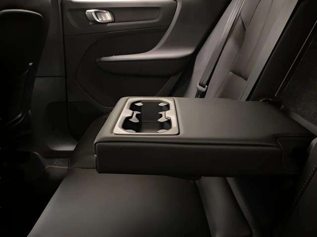 2025 Volvo XC40 B5 Plus Bright Theme Dallas TX