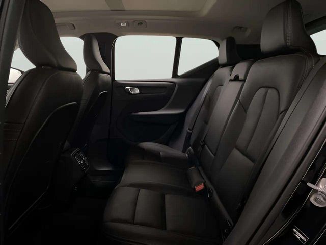 2025 Volvo XC40 B5 Plus Bright Theme Dallas TX