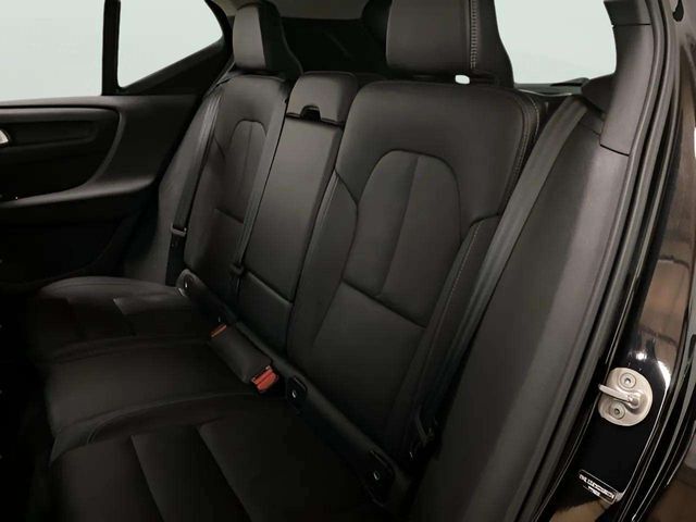 2025 Volvo XC40 B5 Plus Bright Theme Dallas TX