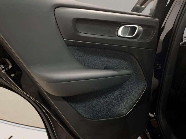 2025 Volvo XC40 B5 Plus Bright Theme Dallas TX