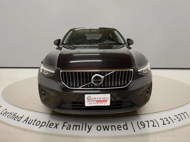 2025 Volvo XC40 B5 Plus Bright Theme Dallas TX