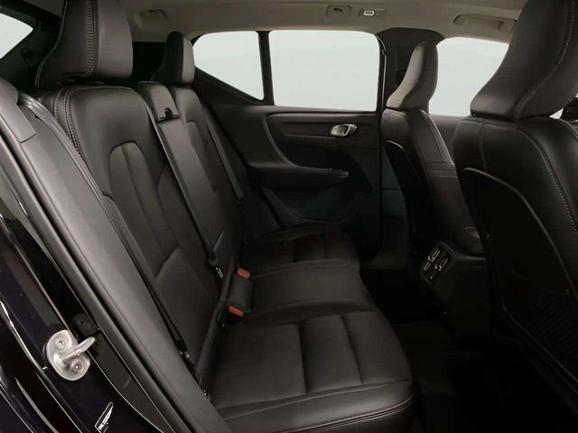 2025 Volvo XC40 B5 Plus Bright Theme Dallas TX