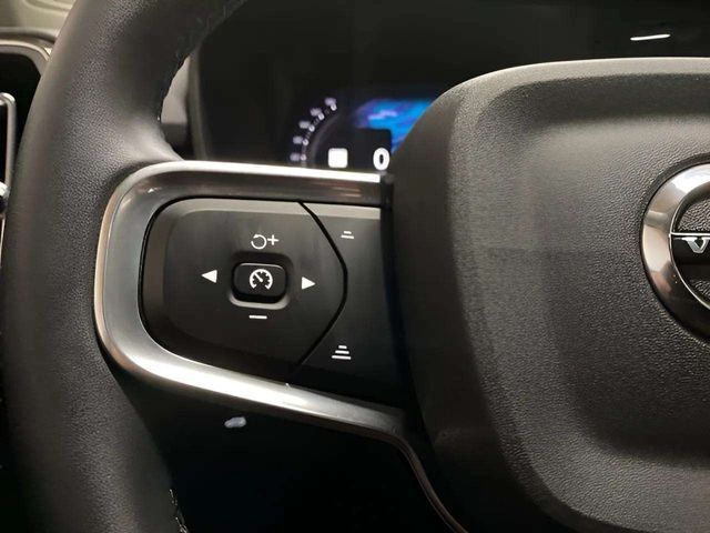 2025 Volvo XC40 B5 Plus Bright Theme Dallas TX