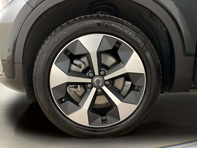 2025 Volvo XC40 B5 Plus Bright Theme Dallas TX