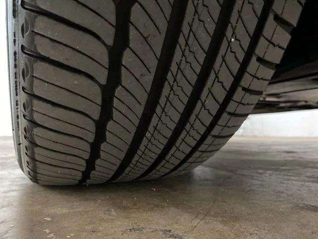 2025 Volvo XC40 B5 Plus Bright Theme Dallas TX