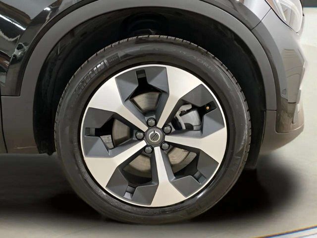 2025 Volvo XC40 B5 Plus Bright Theme Dallas TX
