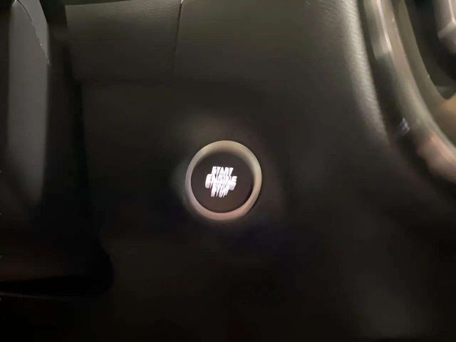 2025 Volvo XC40 B5 Plus Bright Theme Dallas TX