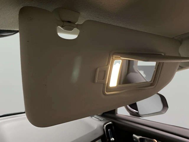 2025 Volvo XC40 B5 Plus Bright Theme Dallas TX