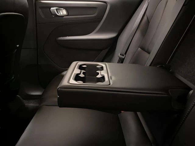 2025 Volvo XC40 B5 Plus Bright Theme Dallas TX