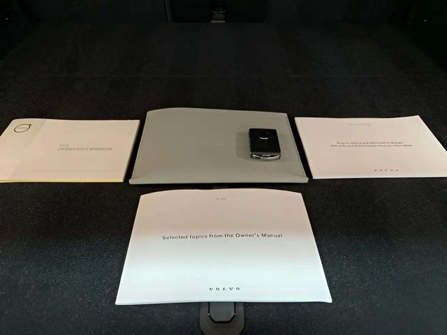 2025 Volvo XC40 B5 Plus Bright Theme Dallas TX