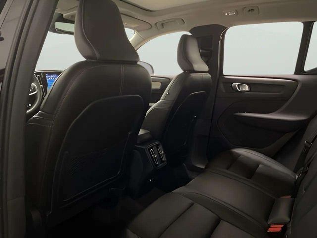 2025 Volvo XC40 B5 Plus Bright Theme Dallas TX