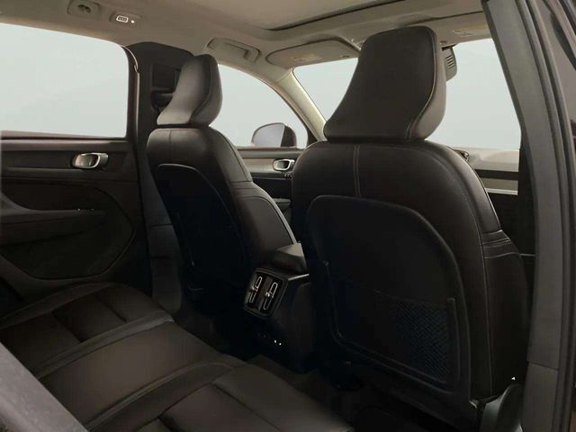 2025 Volvo XC40 B5 Plus Bright Theme Dallas TX