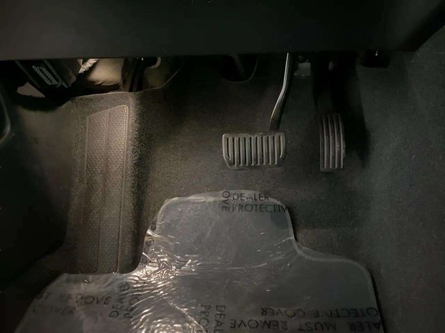 2025 Volvo XC40 B5 Plus Bright Theme Dallas TX