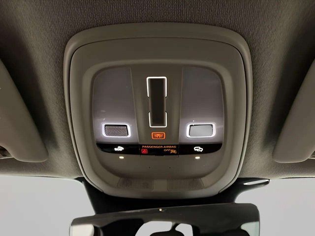 2025 Volvo XC40 B5 Plus Bright Theme Dallas TX