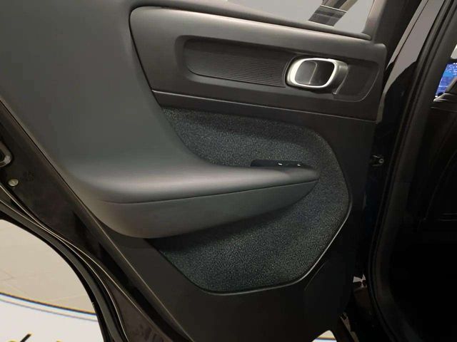 2025 Volvo XC40 B5 Plus Bright Theme Dallas TX