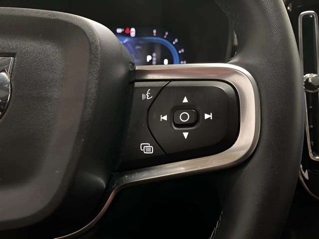 2025 Volvo XC40 B5 Plus Bright Theme Dallas TX