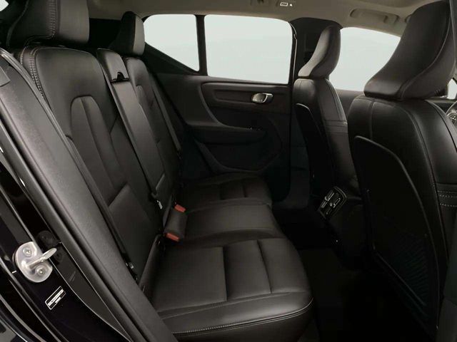 2025 Volvo XC40 B5 Plus Bright Theme Dallas TX