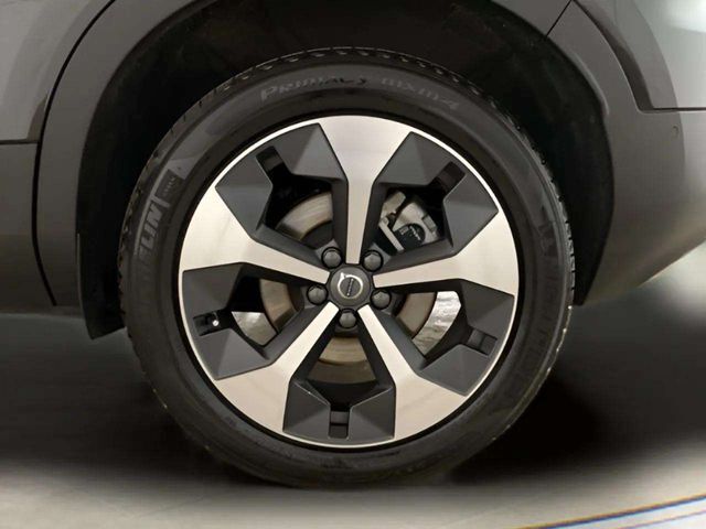 2025 Volvo XC40 B5 Plus Bright Theme Dallas TX