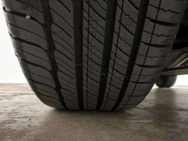 2025 Volvo XC40 B5 Plus Bright Theme Dallas TX