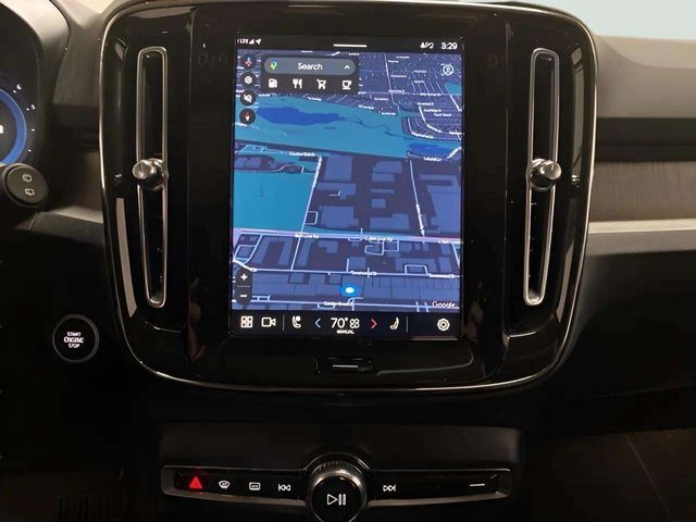 2025 Volvo XC40 B5 Plus Bright Theme Dallas TX