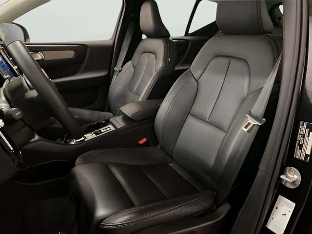 2025 Volvo XC40 B5 Plus Bright Theme Dallas TX