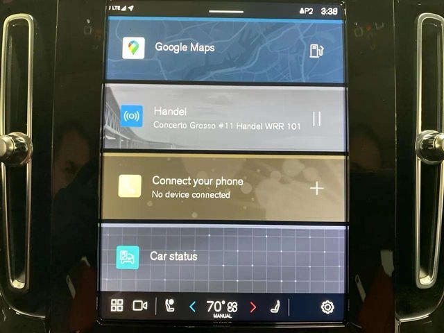 2025 Volvo XC40 B5 Plus Bright Theme Dallas TX