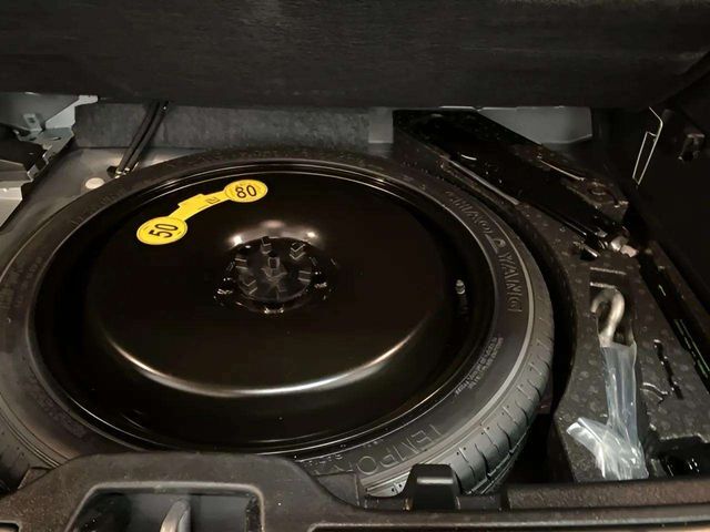 2025 Volvo XC40 B5 Plus Bright Theme Dallas TX