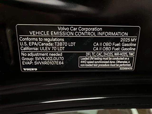 2025 Volvo XC40 B5 Plus Bright Theme Dallas TX