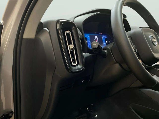 2025 Volvo XC40 B5 Plus Bright Theme Dallas TX