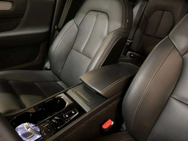 2025 Volvo XC40 B5 Plus Bright Theme Dallas TX