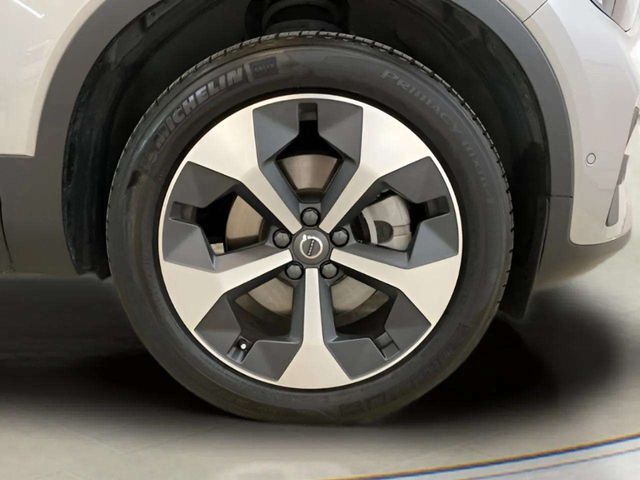 2025 Volvo XC40 B5 Plus Bright Theme Dallas TX