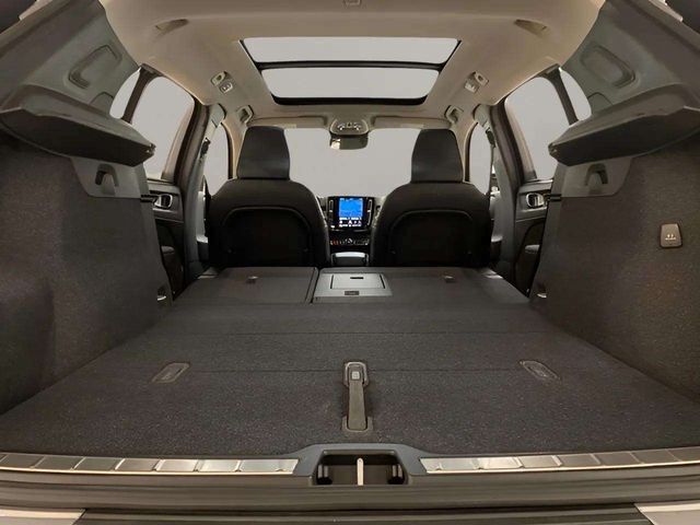 2025 Volvo XC40 B5 Plus Bright Theme Dallas TX